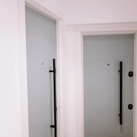 Barrikada Str - The Nest Apartament *