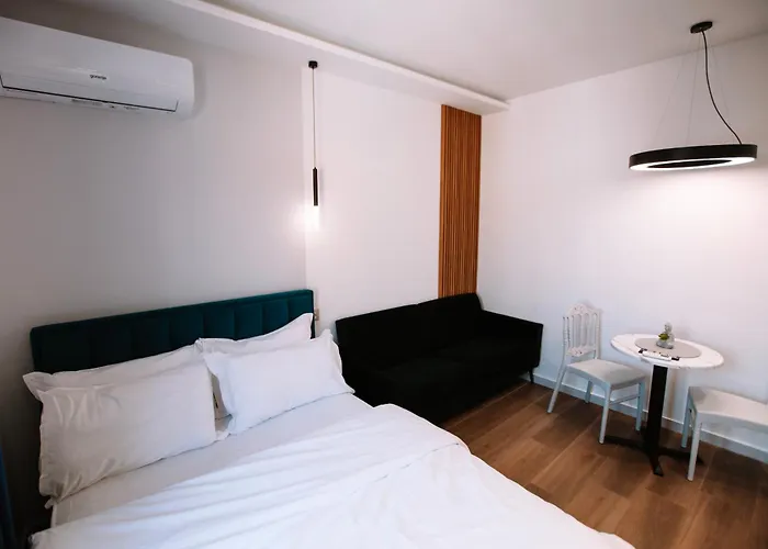 Apartament Barrikada Str - The Nest *
